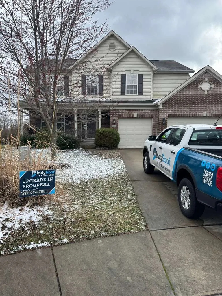Manufacturer-certified roof installation in Raintree Village